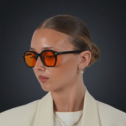 Toulon Noir · Amber