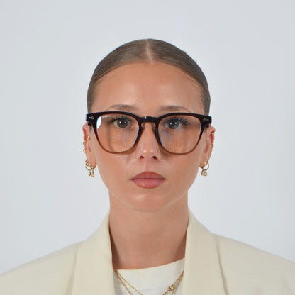 Cannes Amber · Clear